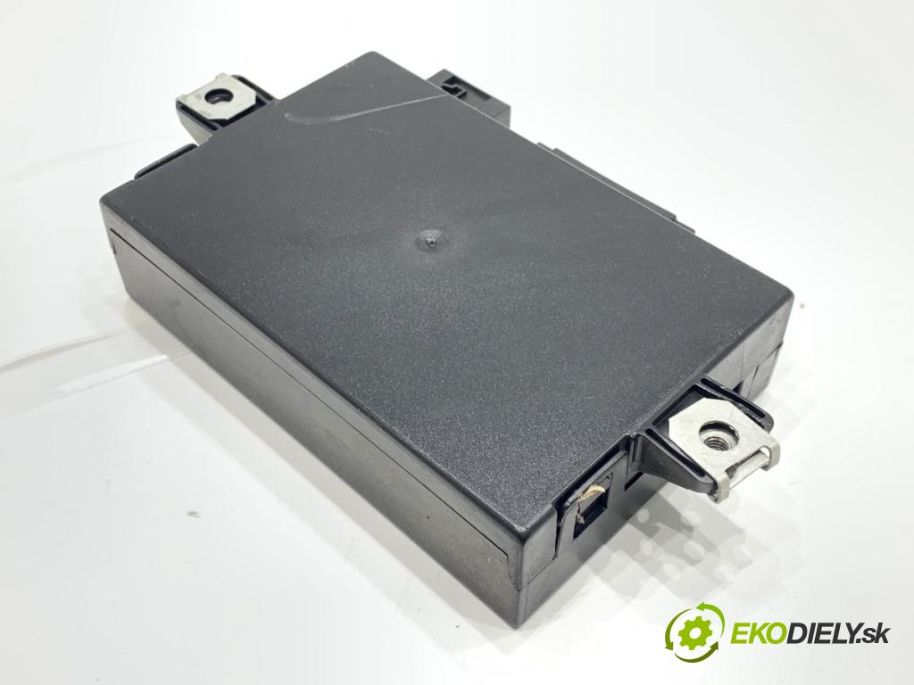 VW TOURAN nadwozie wielkoprzestrzenne (MPV) 2004 74 kW 1.9 TDI 1896 Modul ťažného oka 8E0907383A (Riadiaca jednotka ostatné)