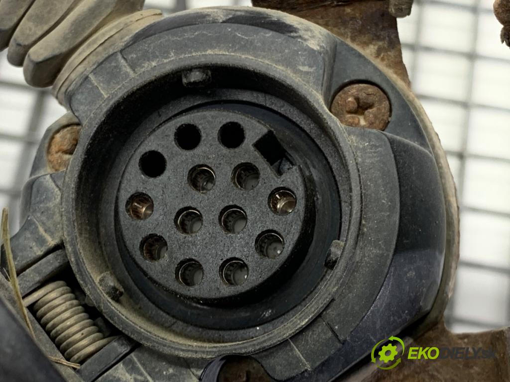 VW TOURAN nadwozie wielkoprzestrzenne (MPV) 2004 74 kW 1.9 TDI 1896 Hák tažné zařízení 1T0803881B (Tažné zařízení)