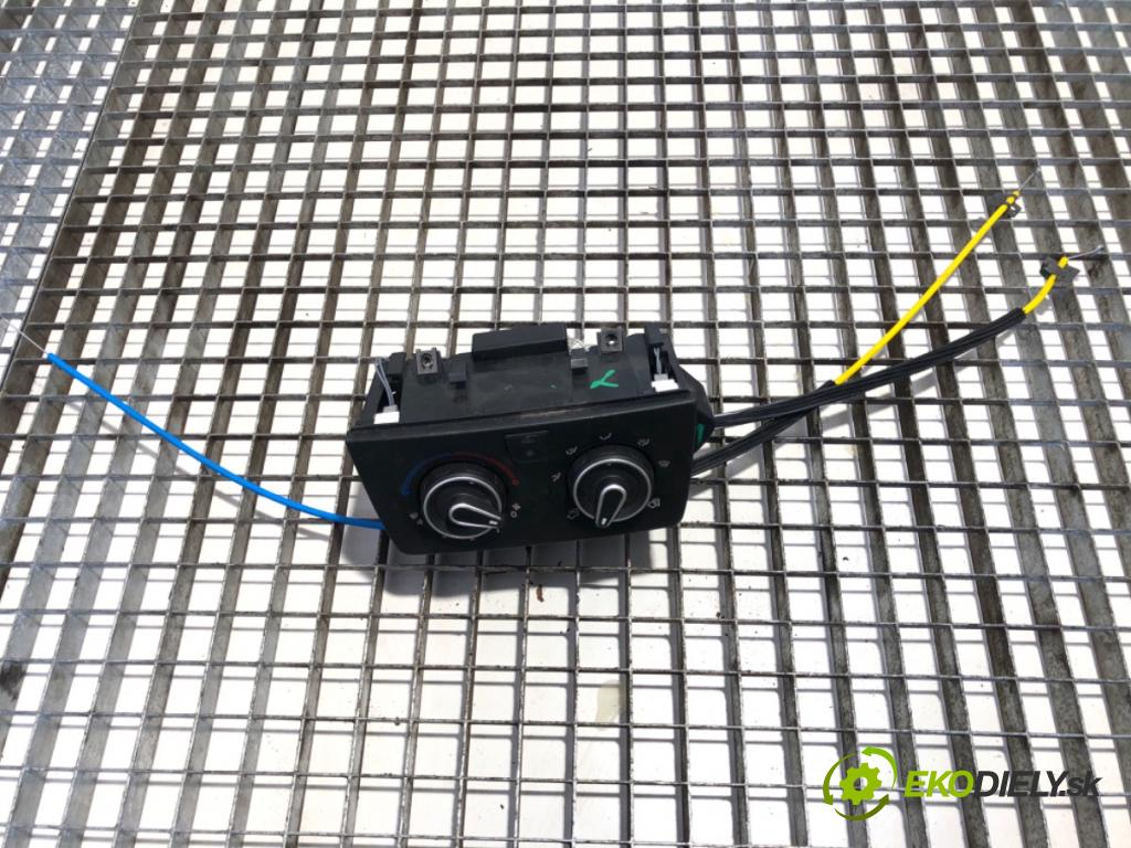 CITROEN JUMPER II Platforma / podwozie 2018 120 kW 2.0 BlueHDi 160 1997 Panel ovládania kúrenia  (Prepínacie páčky pod volantom)