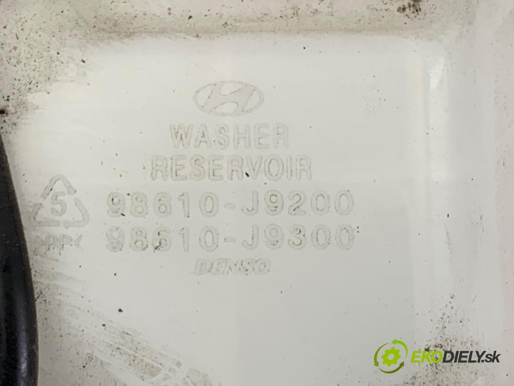 HYUNDAI KONA SUV 2022 146 kW 1.6 T-GDi 4WD 1598 nádržka ostřikovačů 98610-J9200