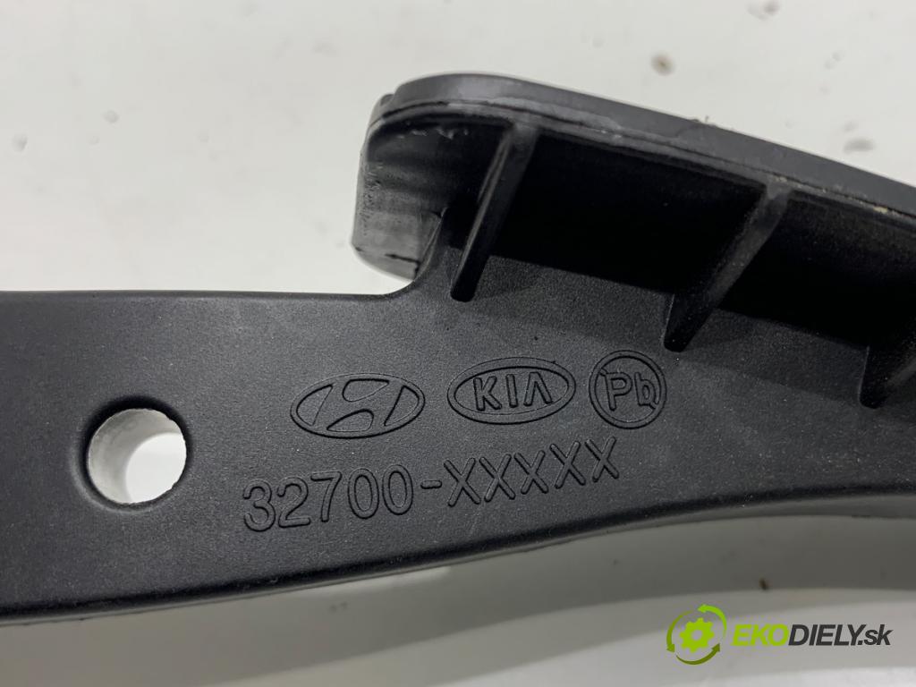 HYUNDAI KONA SUV 2022 146 kW 1.6 T-GDi 4WD 1598 Potenciometer plynu 32700-XXXXX (Potenciometer plynového pedálu)