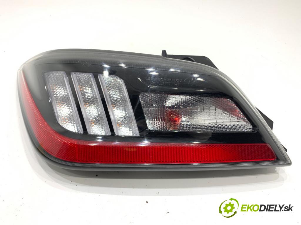 HYUNDAI KONA SUV 2022 146 kW 1.6 T-GDi 4WD 1598 Svetlo nárazníka ľavy zad 92405-J9610