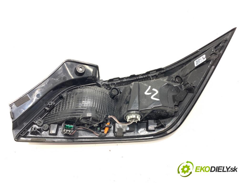 HYUNDAI KONA SUV 2022 146 kW 1.6 T-GDi 4WD 1598 Svetlo nárazníka ľavy zad 92405-J9610