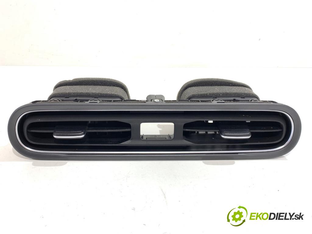 HYUNDAI KONA SUV 2022 146 kW 1.6 T-GDi 4WD 1598 Mriežky kúrenia predný stredna 97410-J9AA0