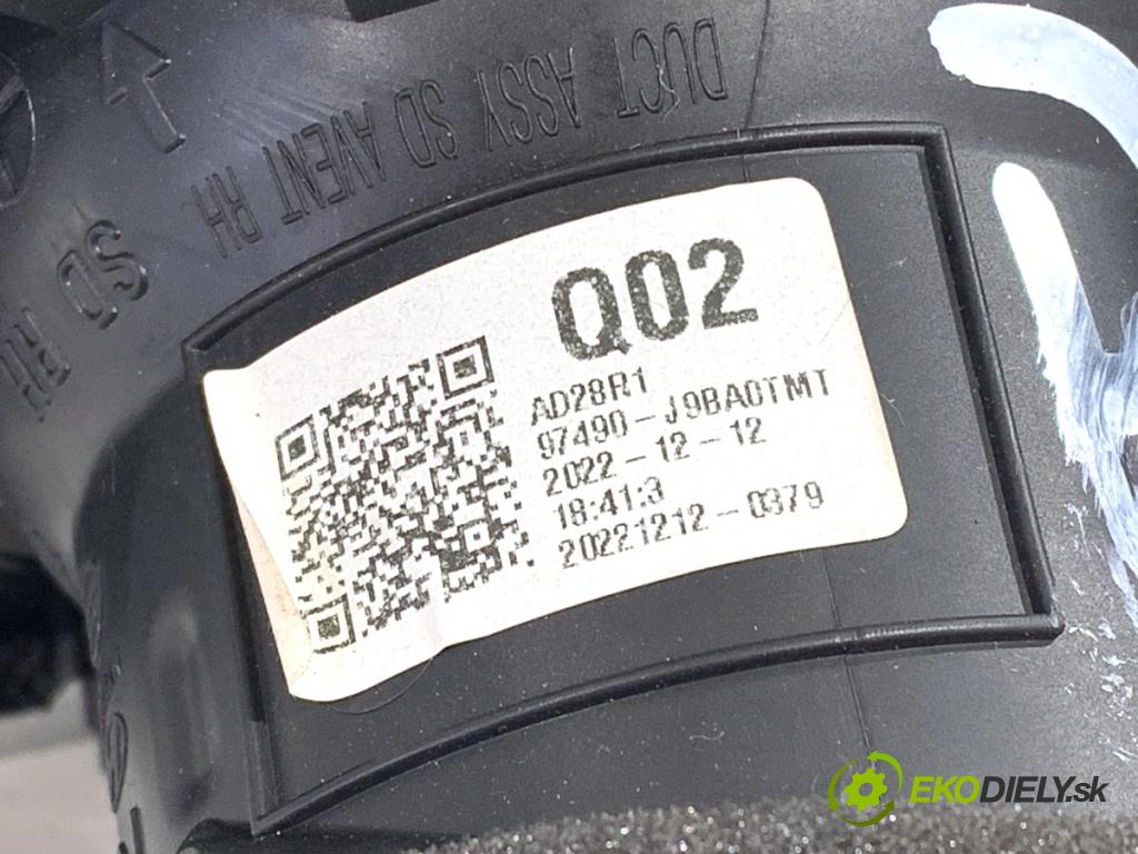 HYUNDAI KONA SUV 2022 146 kW 1.6 T-GDi 4WD 1598 Mriežky kúrenia pravy predný 97490-J9AA0