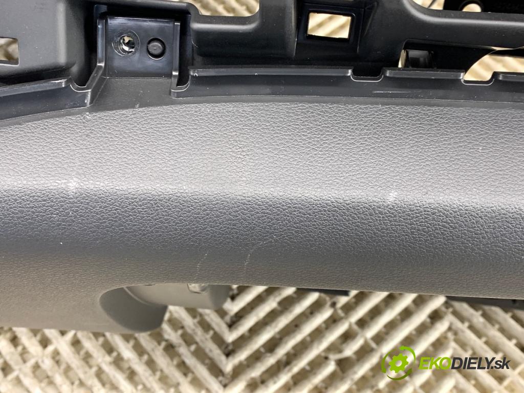 HYUNDAI KONA SUV 2022 146 kW 1.6 T-GDi 4WD 1598 Palubná doska VANKÚŠ: spolujazdca