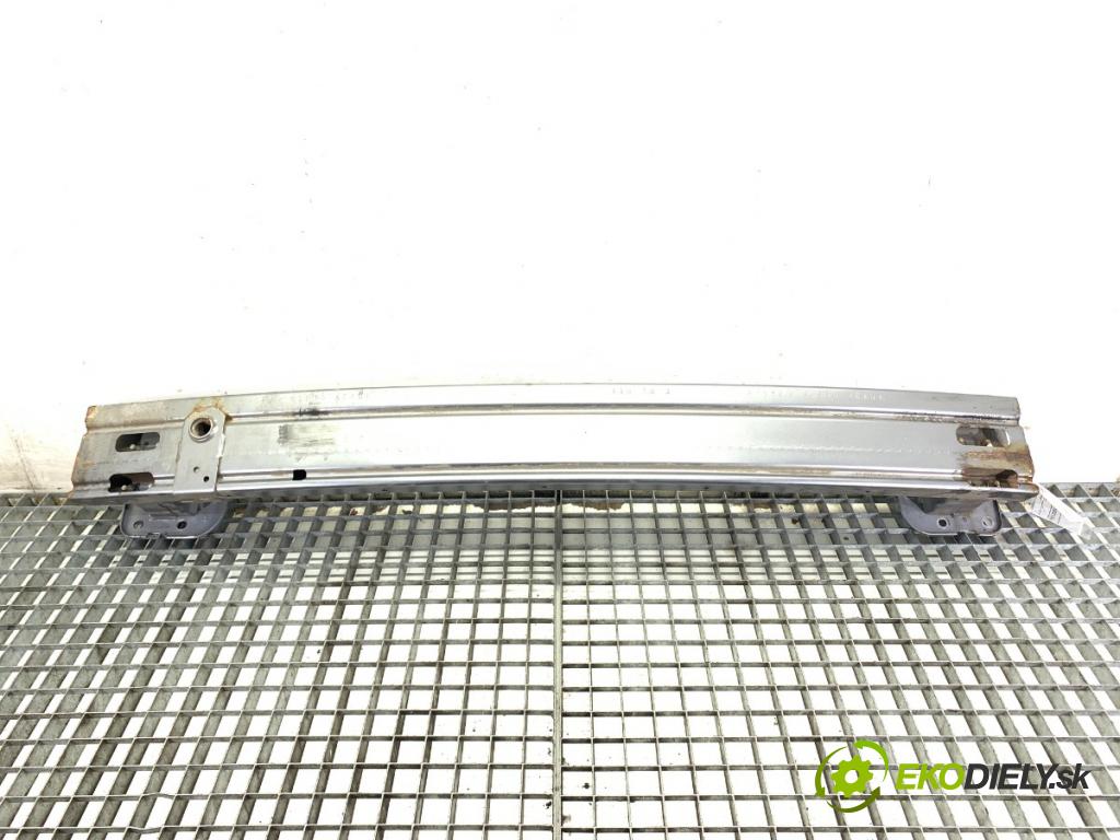 NISSAN QASHQAI J11 SUV 2018 85 kW 1.2 DIG-T 1197 výztuha nárazníka zadní část  (Zadní výztuha)