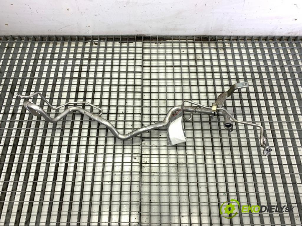 NISSAN QASHQAI J11 SUV 2018 85 kW 1.2 DIG-T 1197 rúrka klimatizácie 92446-4EB0A (Rúrka klimatizácie)