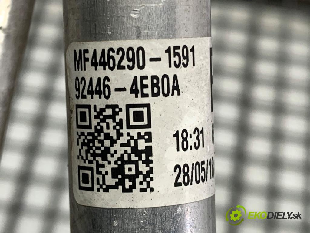 NISSAN QASHQAI J11 SUV 2018 85 kW 1.2 DIG-T 1197 rúrka klimatizace 92446-4EB0A (Trubka klimatizace)