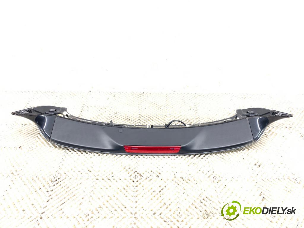 NISSAN QASHQAI J11 SUV 2018 85 kW 1.2 DIG-T 1197 Spoiler světlo brzdových světel
