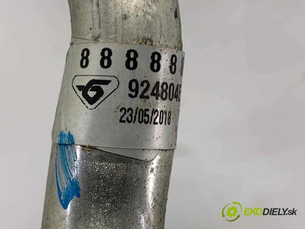 NISSAN QASHQAI J11 SUV 2018 85 kW 1.2 DIG-T 1197 rúrka klimatizácie 924804ED0B (Rúrka klimatizácie)