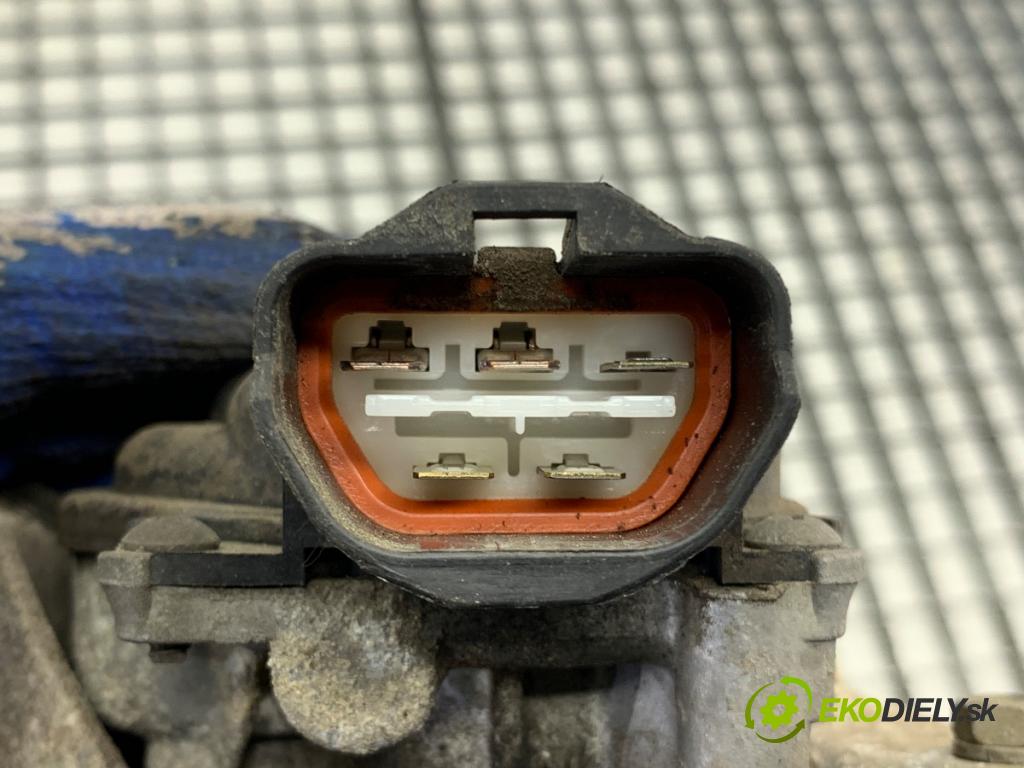 HONDA CR-V I SUV 1999 108 kW 2.0 16V 4WD (RD1, RD3) 1973 Mechanizmus stieračov predný  (Motorček stieračov predný)