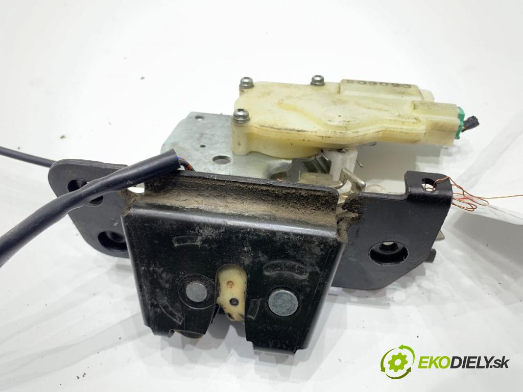 HONDA JAZZ II liftback 2005 57 kW 1.2 i-DSI (GD5, GE2) 1243 zámok dverí zad