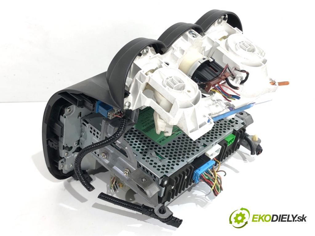 HONDA JAZZ II liftback 2005 57 kW 1.2 i-DSI (GD5, GE2) 1243 RADIO 39175 SAA-G120-M1 (Audio zariadenie)