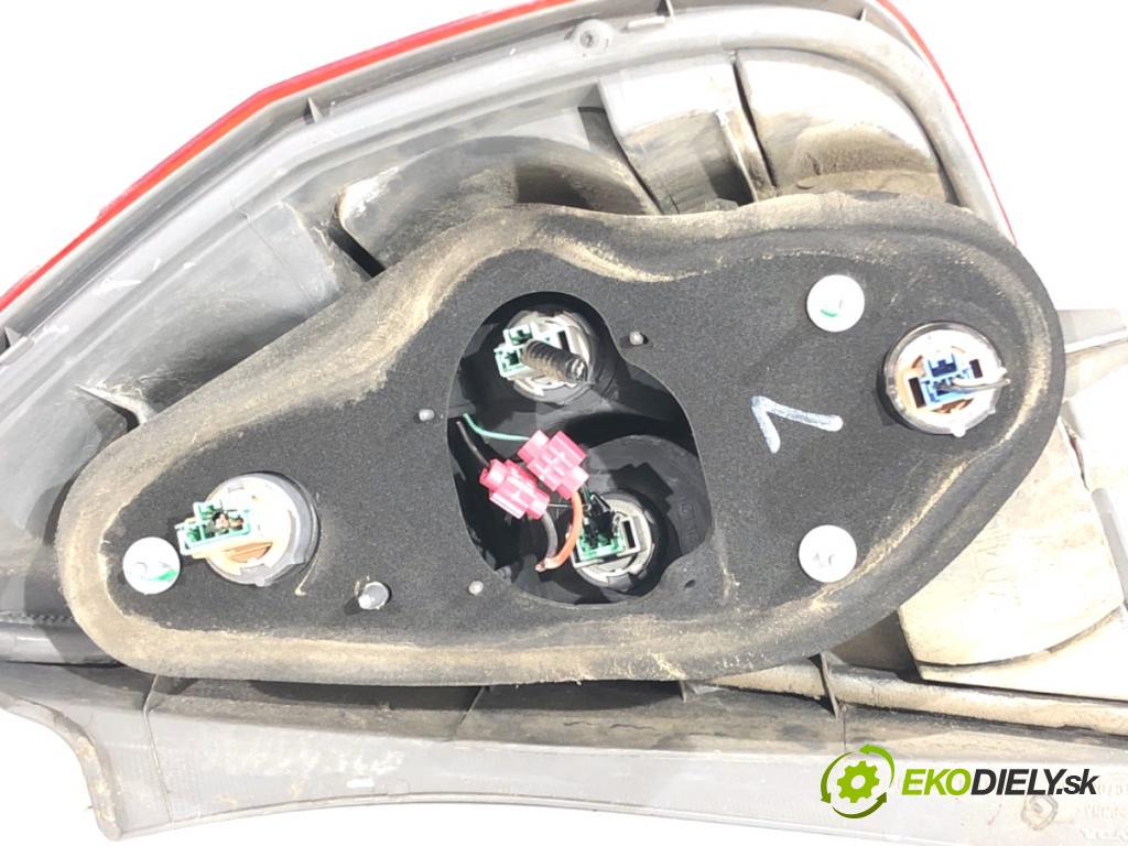 HONDA JAZZ II liftback 2005 57 kW 1.2 i-DSI (GD5, GE2) 1243 světlo levý zadní část