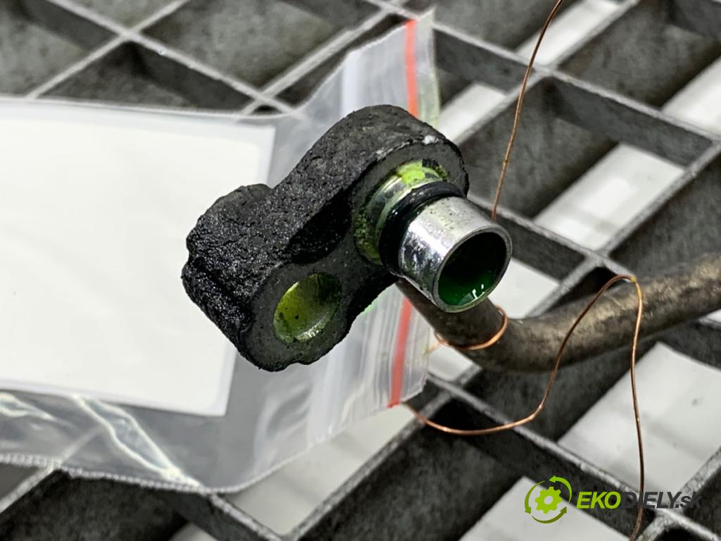 TOYOTA COROLLA E12 nadwozie wielkoprzestrzenne (MPV) 2002 66 kW 2.0 D-4D (CDE120_) 1995 rúrka klimatizácie  (Rúrka klimatizácie)