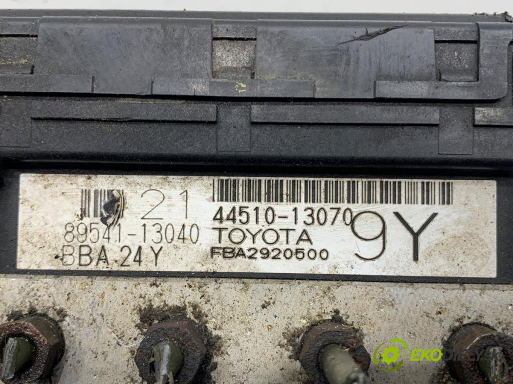 TOYOTA COROLLA E12 nadwozie wielkoprzestrzenne (MPV) 2002 66 kW 2.0 D-4D (CDE120_) 1995 Pumpa ABS 44510-13070 (Pumpa ABS)