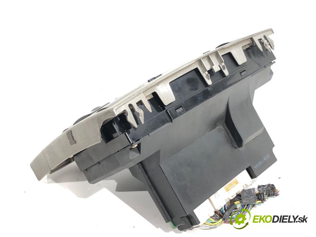 TOYOTA COROLLA E12 nadwozie wielkoprzestrzenne (MPV) 2002 66 kW 2.0 D-4D (CDE120_) 1995 Panel ovládania kúrenia  (Prepínacie páčky pod volantom)