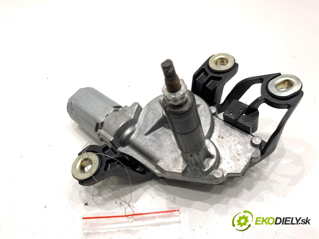 VW GOLF V Kombi 2009 90 kW 1.4 TSI 1390 motor stěračů zadní část 1K9955711A
