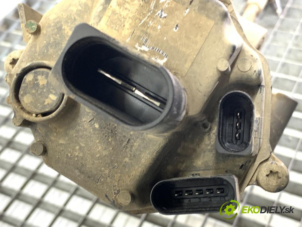 VW GOLF V Kombi 2009 90 kW 1.4 TSI 1390 řízení 1K1423051DM (Řízení)