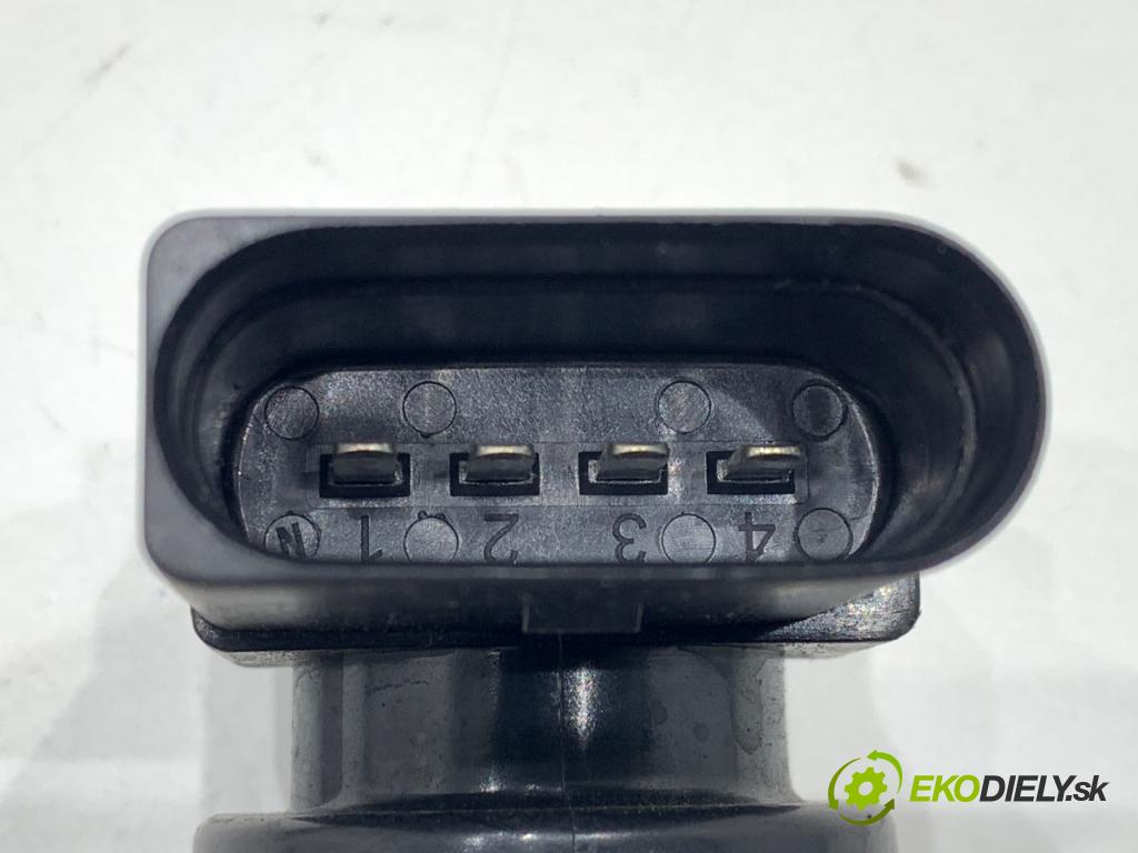 VW GOLF V Kombi 2009 90 kW 1.4 TSI 1390 Cievka zapaľovacia R0401S00403