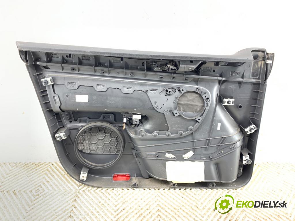VW GOLF V Kombi 2009 90 kW 1.4 TSI 1390 ča dveře pravý přední část
