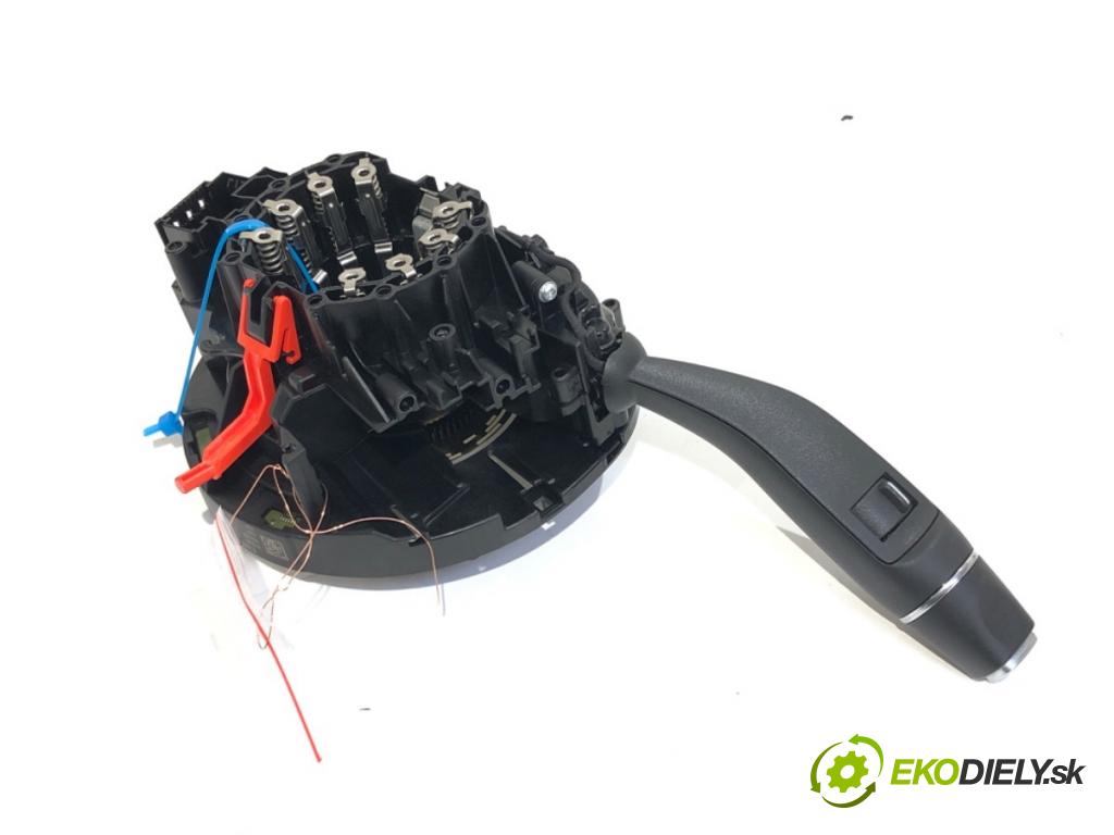 MERCEDES-BENZ GLC SUV 2020 143 kW 220 d 4-matic (253.915) 1950 Prepínač kombinovaný E280568 (Prepínacie páčky pod volantom)