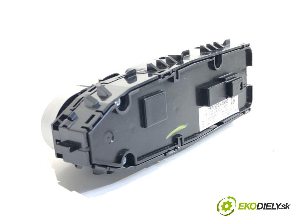 MERCEDES-BENZ GLC SUV 2020 143 kW 220 d 4-matic (253.915) 1950 Prepínač okien A2059056811 (Prepínacie páčky pod volantom)