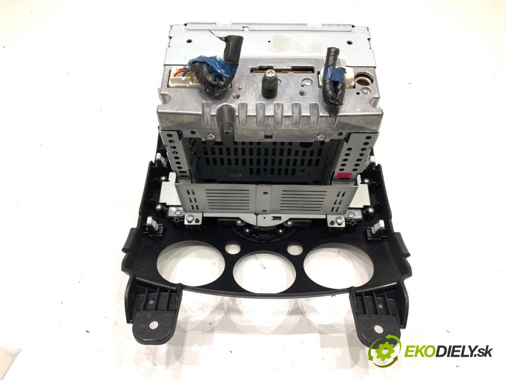 MAZDA 2 DE liftback 2008 63 kW 1.3 (DE3FS) 1349 RADIO 14797629 (Audio zariadenie)