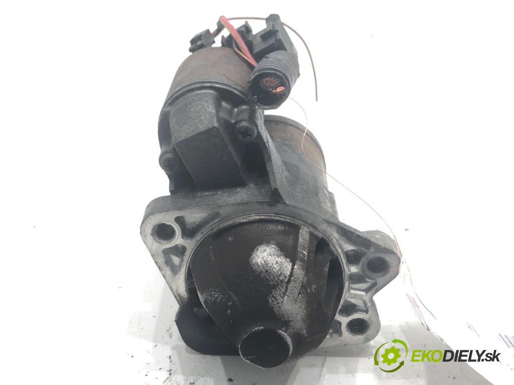 MAZDA 2 DE liftback 2008 63 kW 1.3 (DE3FS) 1349 Štartér M000T32771 (Štartér)