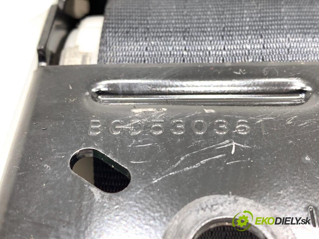 MAZDA 2 DE liftback 2008 63 kW 1.3 (DE3FS) 1349 držák bezpečnost pravý přední část T89383T