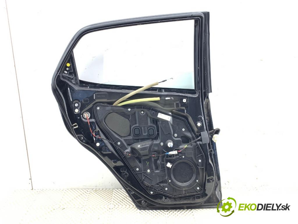 MAZDA 2 DE liftback 2008 63 kW 1.3 (DE3FS) 1349 dveře levý zadní část