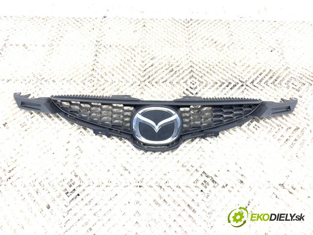 MAZDA 2 DE liftback 2008 63 kW 1.3 (DE3FS) 1349 mřížka maska D65150711 (Přední mřížka (maska chladiče))