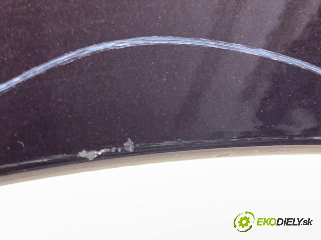 MAZDA 2 DE liftback 2008 63 kW 1.3 (DE3FS) 1349 blatník pravý přední část