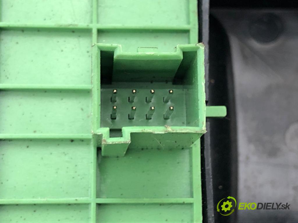 CITROEN JUMPER II Platforma / podwozie 2018 120 kW 2.0 BlueHDi 160 1997 Prepínač okien 07355329090 (Prepínacie páčky pod volantom)