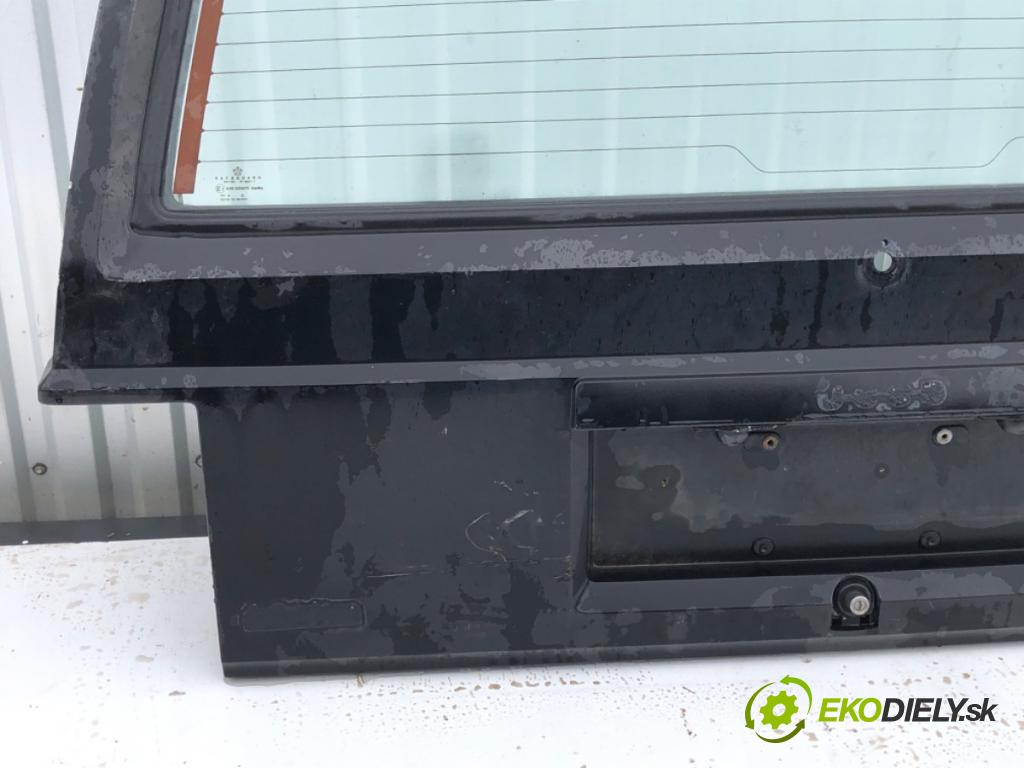 JEEP CHEROKEE XJ samochód terenowy zamknięty 1994 135 kW 4.0 i 3964 kapota zadní část
