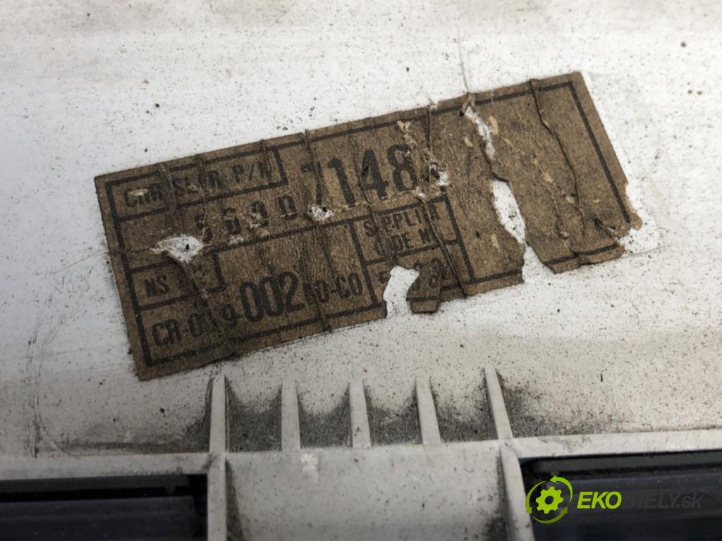 JEEP CHEROKEE XJ samochód terenowy zamknięty 1994 135 kW 4.0 i 3964 Prístrojovka 56007148 (Prístrojová doska)