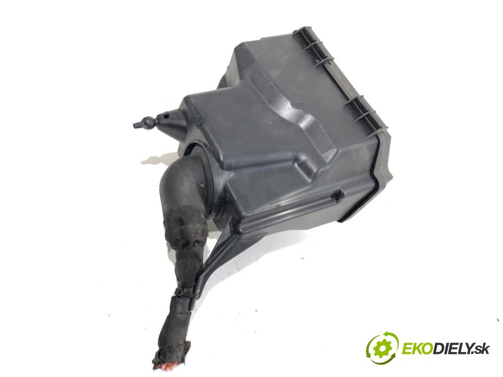 MERCEDES-BENZ GLC SUV 2020 143 kW 220 d 4-matic (253.915) 1950 skříňka poistková A2055402328 (Pojistková skříňka)