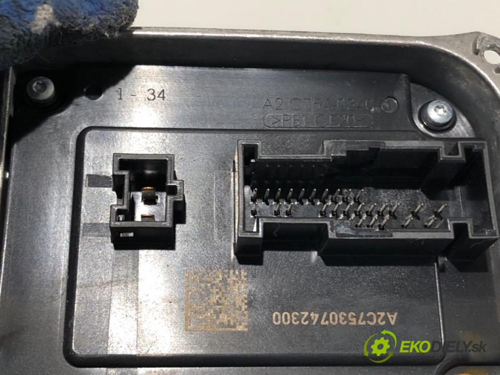 MERCEDES-BENZ GLC SUV 2020 143 kW 220 d 4-matic (253.915) 1950 Menič LED A2479004204