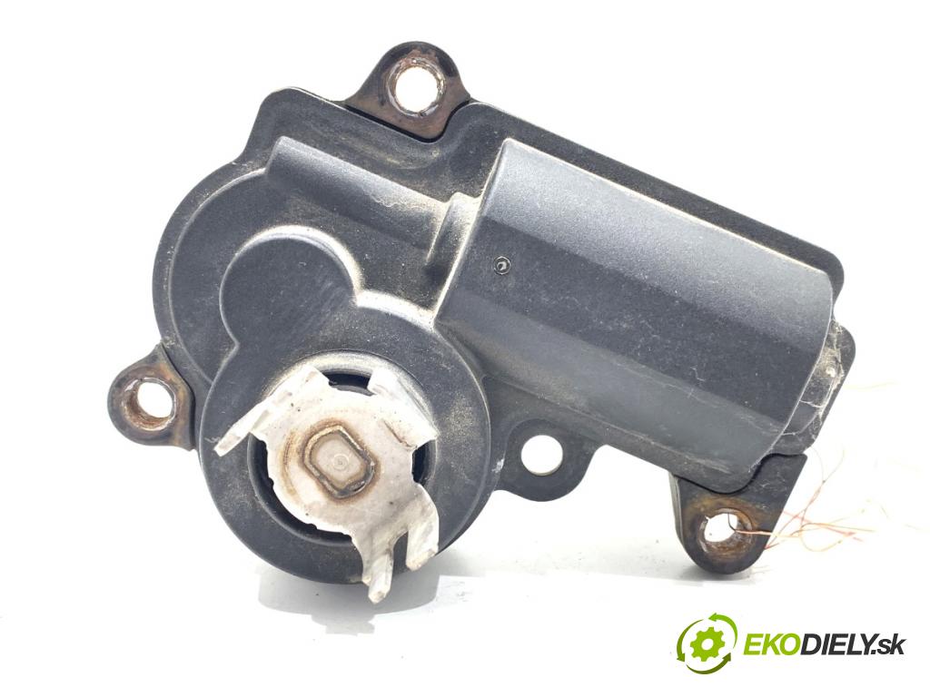 MERCEDES-BENZ GLC SUV 2020 143 kW 220 d 4-matic (253.915) 1950 škrtíci klapka VYČERPAT: A2139068601