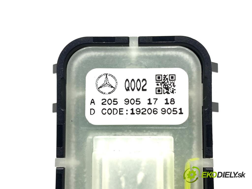 MERCEDES-BENZ GLC SUV 2020 143 kW 220 d 4-matic (253.915) 1950 vypínač otvárania dverí A2059051718