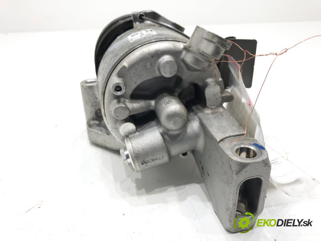 SUZUKI SX4 liftback 2021 95 kW 1.4 Hybrid (Mild Hybrid) (AKK 414) 1373 Kompresor klimatizácie 9520174S00 (Kompresor klimatizácie)