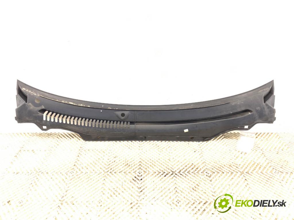 JAGUAR X-TYPE I sedan 2005 96 kW 2.0 D 1998 Torpédo, plast pod čelné okno 4X43-F02217-BA (Torpédo (plast pod čelným sklom))