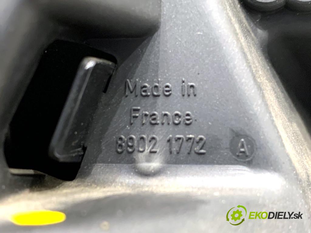 JAGUAR X-TYPE I sedan 2005 96 kW 2.0 D 1998 světlo pravý zadní část 89021772