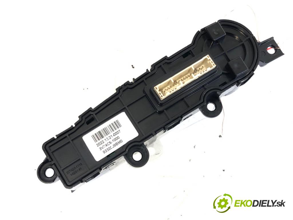 HYUNDAI KONA SUV 2022 146 kW 1.6 T-GDi 4WD 1598 Prepínač ohrievania, vyhrievania sedačky 93320J9BM0 (Prepínacie páčky pod volantom)