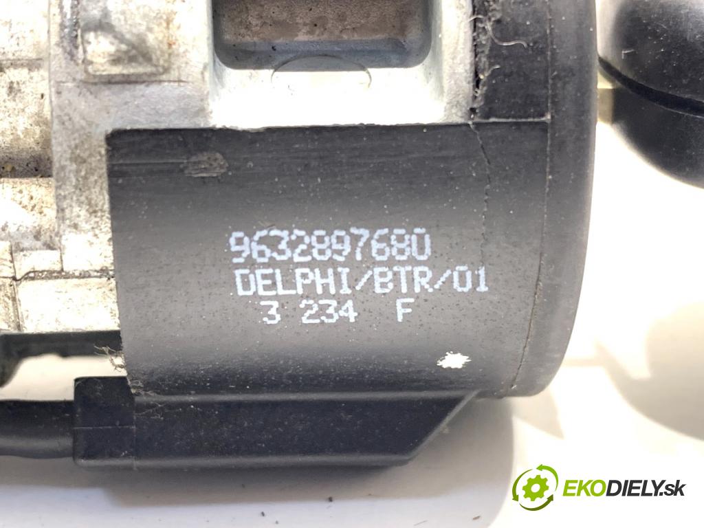 CITROEN C3 I liftback 2003 54 kW 1.4 i 1360 spinačka (Spínacia skrinka)