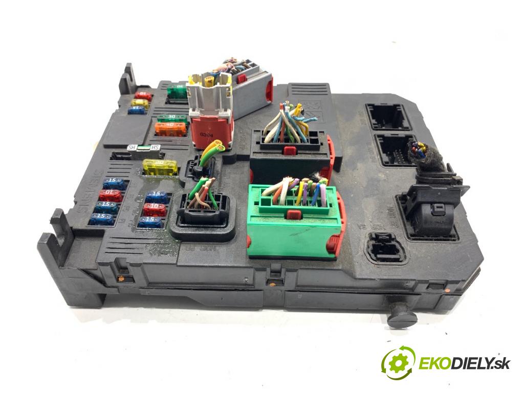 CITROEN C3 I liftback 2003 54 kW 1.4 i 1360 modul BSI  (Pojistková skříňka)