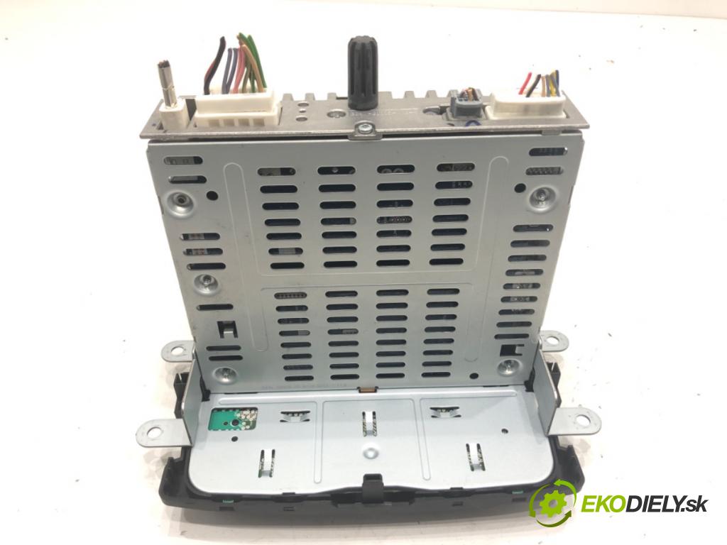 DACIA DOKKER nadwozie wielkoprzestrzenne (MPV) 2015 61 kW 1.6 1598 RADIO 281150954R (Audio zariadenie)