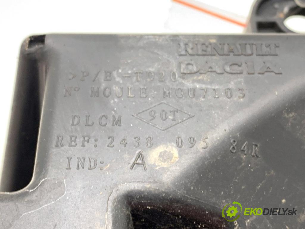 DACIA DOKKER nadwozie wielkoprzestrzenne (MPV) 2015 61 kW 1.6 1598 skříňka poistková 243809584R (Pojistková skříňka)