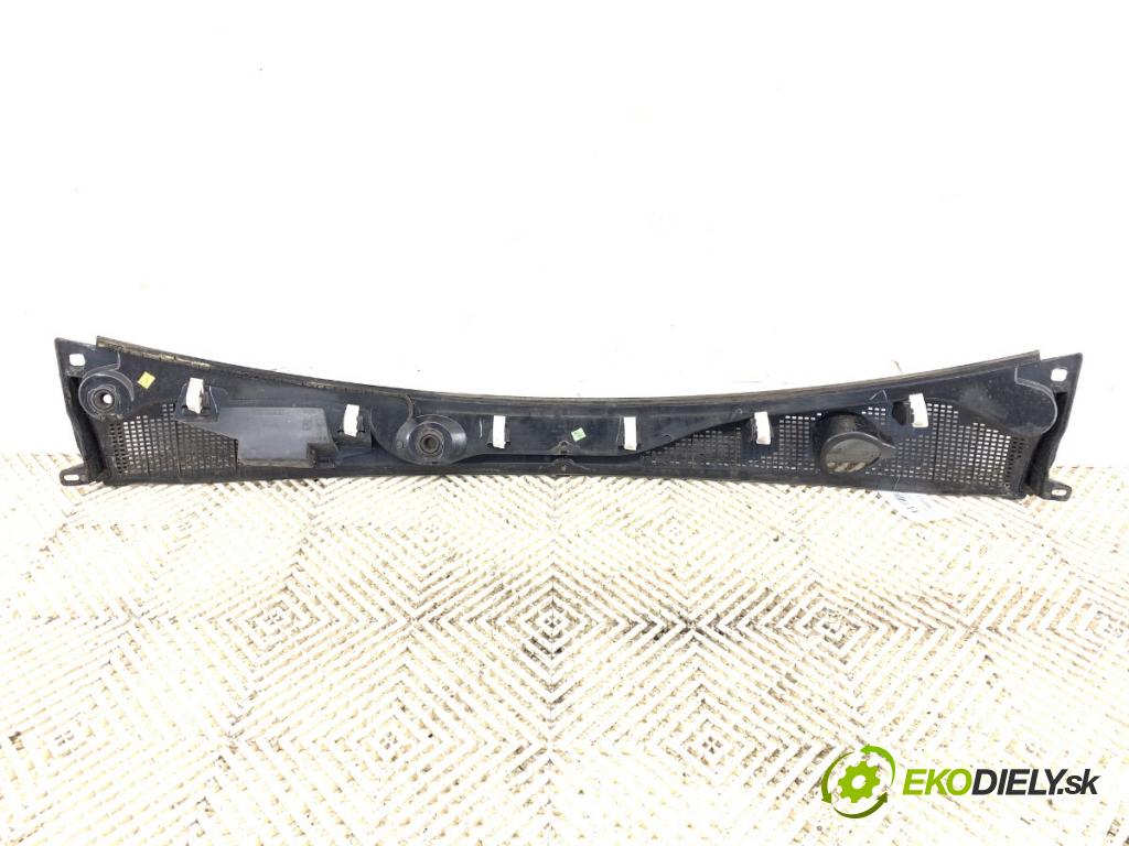 DACIA DOKKER nadwozie wielkoprzestrzenne (MPV) 2015 61 kW 1.6 1598 Torpédo, plast pod čelné okno 668119050R (Torpédo (plast pod čelným sklom))